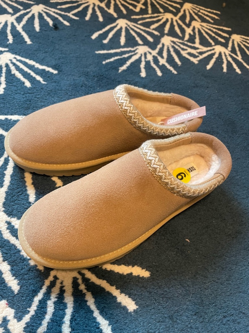 Cushionaire suede clogs